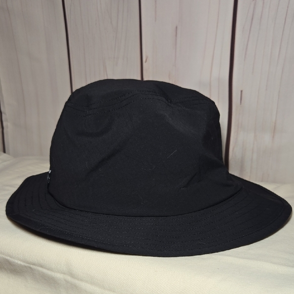 The North Face Classic Black Bucket Hat Size S-M - Picture 4 of 8